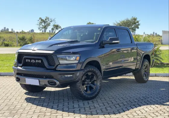 RAM 1500 5.7 V8 GASOLINA REBEL CD 4X4 AUTOMÁTICO