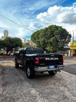 RAM-2500-6.7 I6 TURBO DIESEL LARAMIE CD 4X4 AUTOMÁTICO RAM-2500-2019
