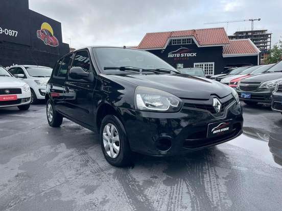 RENAULT-CLIO-2015