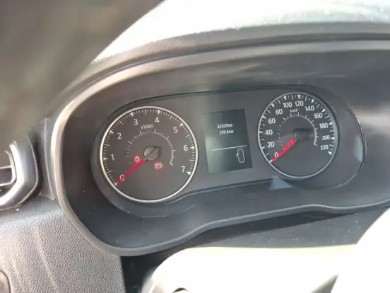 RENAULT-DUSTER-2023