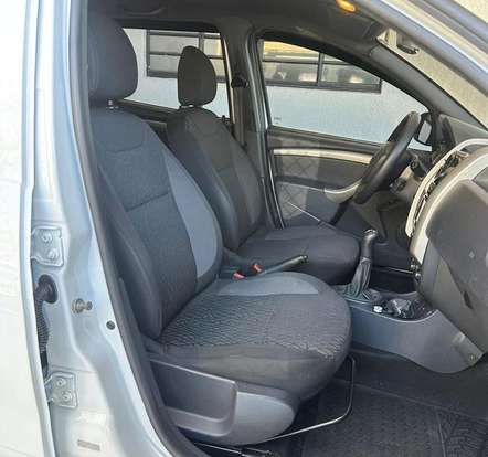 RENAULT-DUSTER-2019
