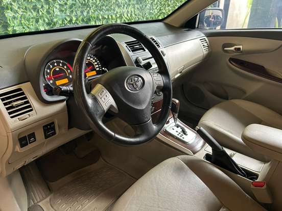 TOYOTA-COROLLA-2.0 ALTIS 16V FLEX 4P AUTOMÁTICO TOYOTA-COROLLA-2012