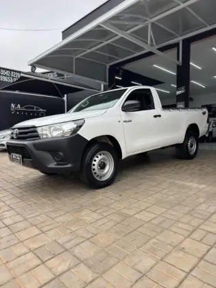 TOYOTA HILUX 2.8 4X4 CS 16V TURBO DIESEL 2P MANUAL TOYOTA HILUX 2.8 4X4 CS 16V TURBO DIESEL 2P MANUAL