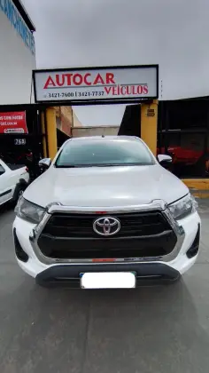TOYOTA HILUX 2.8 D-4D TURBO DIESEL CD SRV 4X4 AUTOMÁTICO