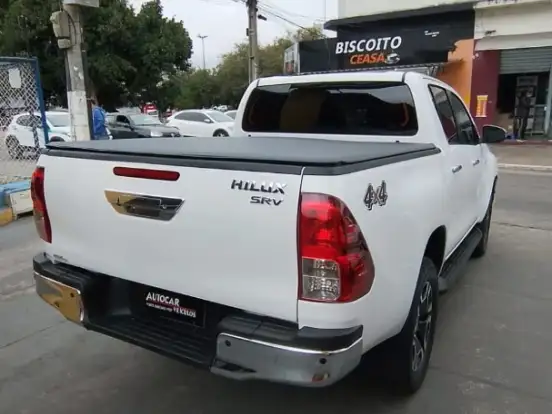 TOYOTA-HILUX-2.8 D-4D TURBO DIESEL CD SRV 4X4 AUTOMÁTICO TOYOTA-HILUX-2021