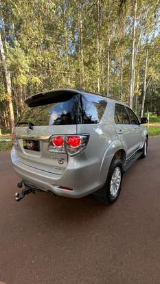 TOYOTA-HILUX-2014