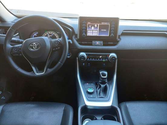 TOYOTA-RAV4-2020