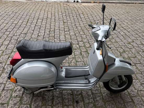 VESPA-PX 200 E VESPA-PX 200 E-1986