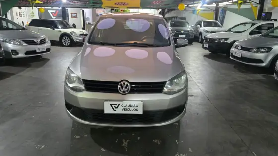 VOLKSWAGEN FOX 1.0 MI 8V FLEX 4P MANUAL VOLKSWAGEN FOX 1.0 MI 8V FLEX 4P MANUAL