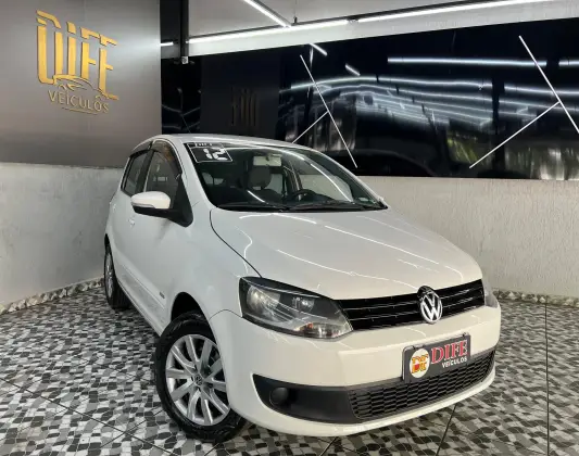 VOLKSWAGEN FOX 1.0 MI TREND 8V FLEX 4P MANUAL VOLKSWAGEN FOX 1.0 MI TREND 8V FLEX 4P MANUAL