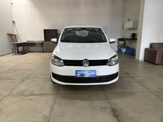 VOLKSWAGEN FOX 1.6 MI 8V FLEX 4P MANUAL VOLKSWAGEN FOX 1.6 MI 8V FLEX 4P MANUAL