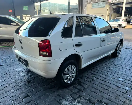 VOLKSWAGEN-GOL-2013