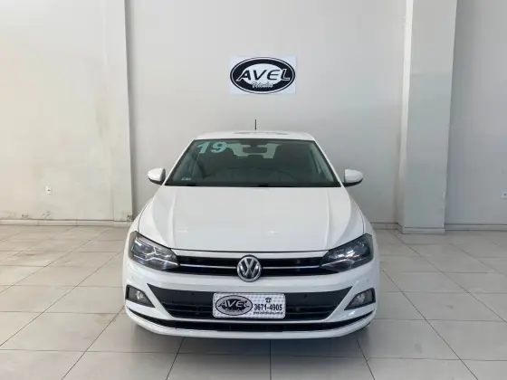 VOLKSWAGEN POLO 1.0 200 TSI HIGHLINE AUTOMÁTICO VOLKSWAGEN POLO 1.0 200 TSI HIGHLINE AUTOMÁTICO