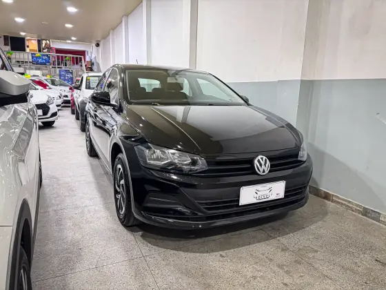 VOLKSWAGEN POLO 1.0 MPI TOTAL FLEX MANUAL VOLKSWAGEN POLO 1.0 MPI TOTAL FLEX MANUAL