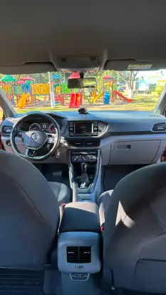 VOLKSWAGEN-T-CROSS-2020