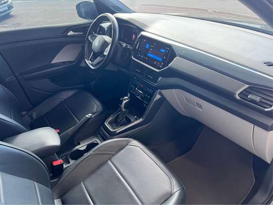 VOLKSWAGEN-T-CROSS-1.0 200 TSI TOTAL FLEX AUTOMÁTICO VOLKSWAGEN-T-CROSS-2024