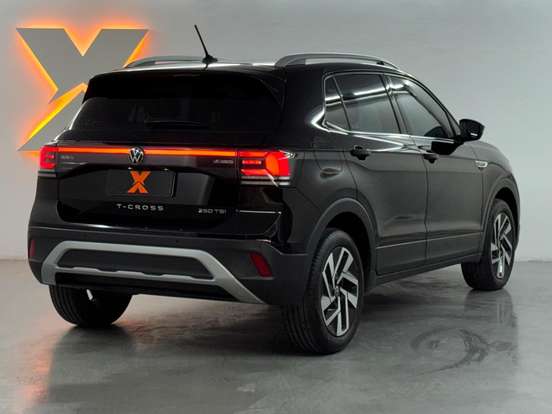VOLKSWAGEN-T-CROSS-1.4 250 TSI TOTAL FLEX HIGHLINE AUTOMÁTICO VOLKSWAGEN-T-CROSS-2025