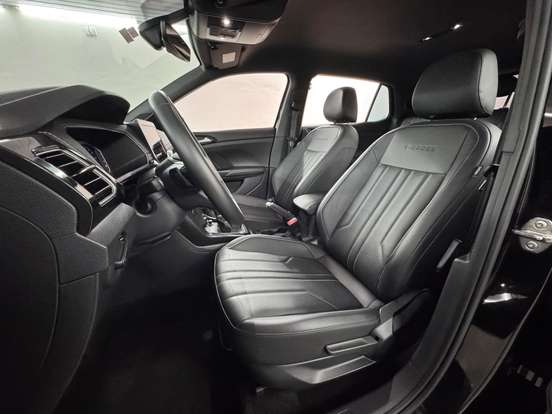 VOLKSWAGEN-T-CROSS-1.4 250 TSI TOTAL FLEX HIGHLINE AUTOMÁTICO VOLKSWAGEN-T-CROSS-2025
