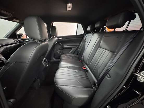VOLKSWAGEN-T-CROSS-2025