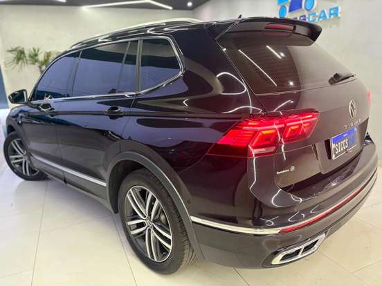 VOLKSWAGEN-TIGUAN-2.0 300 TSI GASOLINA ALLSPACE R-LINE AUTOMÁTICO VOLKSWAGEN-TIGUAN-2024