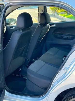VOLKSWAGEN-VOYAGE-2013