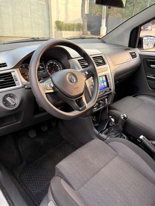 VOLKSWAGEN-FOX-2021