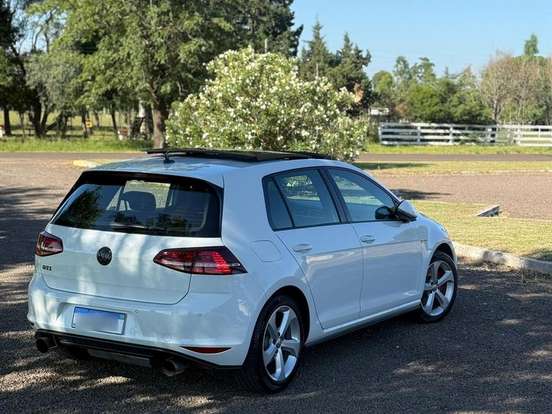 VOLKSWAGEN-GOLF-2.0 TSI GTI 16V TURBO GASOLINA 4P AUTOMÁTICO VOLKSWAGEN-GOLF-2017