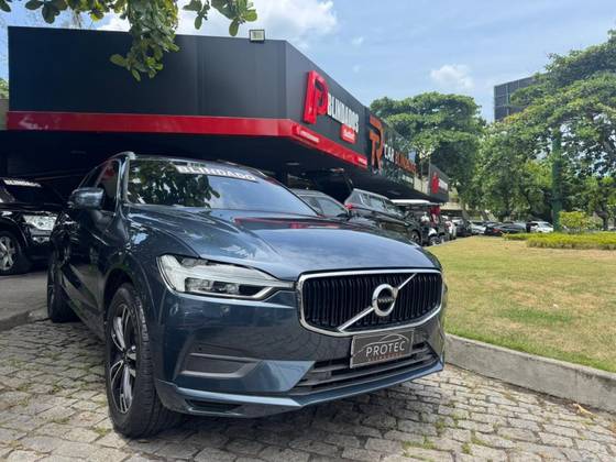 VOLVO XC60 2.0 D5 DIESEL MOMENTUM AWD GEARTRONIC