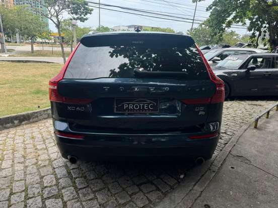 VOLVO-XC60-2.0 D5 DIESEL MOMENTUM AWD GEARTRONIC VOLVO-XC60-2019