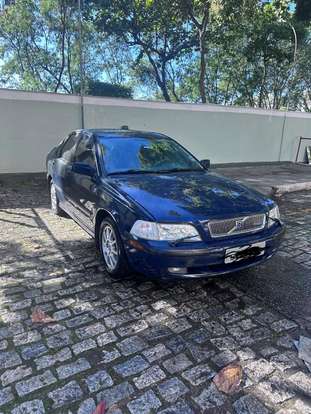 VOLVO-S40-2001