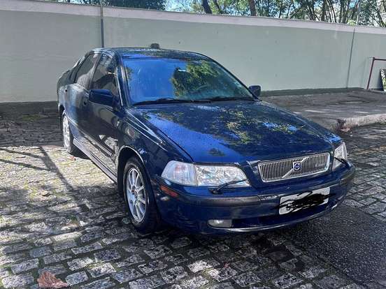VOLVO-S40-2.0 TURBO GASOLINA 4P AUTOMÁTICO VOLVO-S40-2001