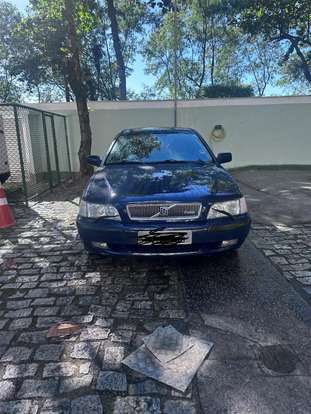 VOLVO-S40-2001