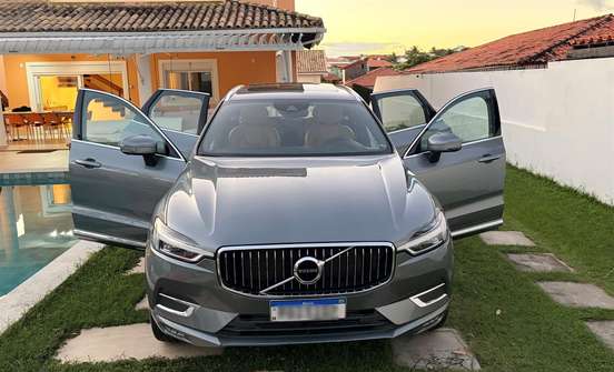 VOLVO-XC60-2018