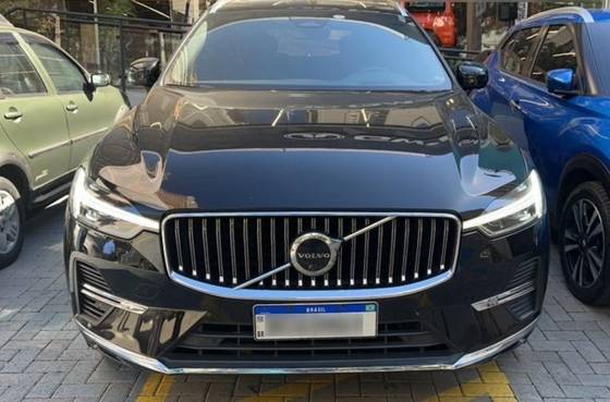 VOLVO XC60 2.0 T8 RECHARGE ULTIMATE AWD GEARTRONIC