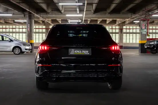AUDI-A3-2021