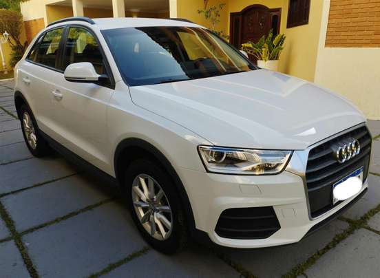 AUDI-Q3-2018