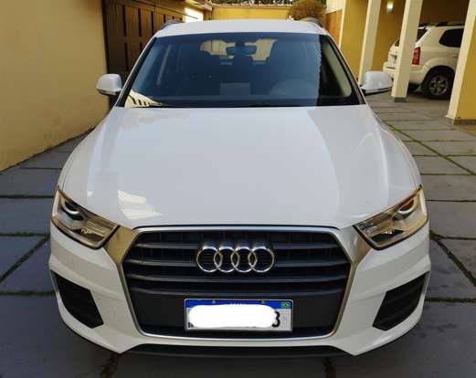 AUDI-Q3-2018