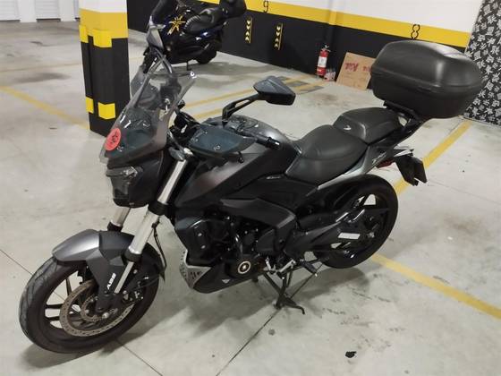 BAJAJ DOMINAR 400 