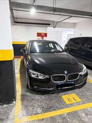 BMW-320i-2017