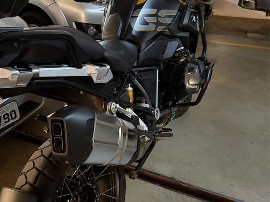 BMW-R 1250 GS ADVENTURE PREMIUM + EXCLUSIVE BMW-R 1250 GS ADVENTURE PREMIUM + EXCLUSIVE-2020
