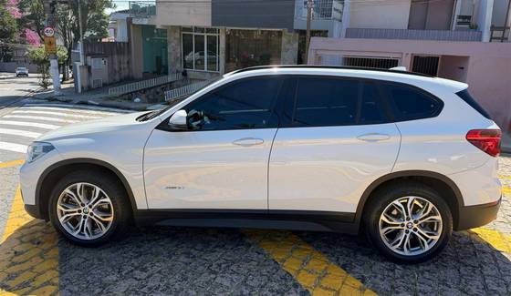 BMW X1 2.0 16V TURBO ACTIVEFLEX SDRIVE20I 4P AUTOMÁTICO