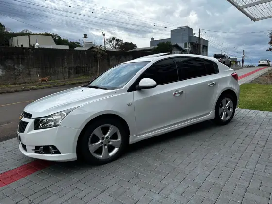CHEVROLET CRUZE 1.8 LTZ SPORT6 16V FLEX 4P AUTOMÁTICO CHEVROLET CRUZE 1.8 LTZ SPORT6 16V FLEX 4P AUTOMÁTICO