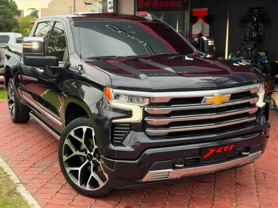 CHEVROLET SILVERADO 5.3 V8 GASOLINA 1500 HIGH COUNTRY 4X4 AUTOMÁTICO CHEVROLET SILVERADO 5.3 V8 GASOLINA 1500 HIGH COUNTRY 4X4 AUTOMÁTICO