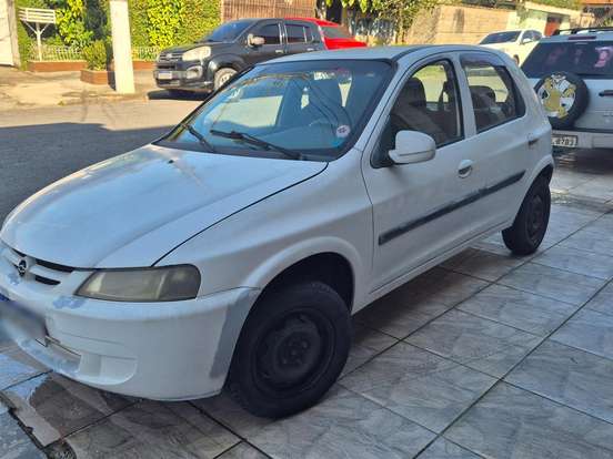 CHEVROLET-CELTA-1.0 MPFI 8V GASOLINA 4P MANUAL CHEVROLET-CELTA-2003