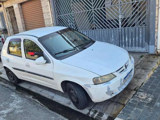CHEVROLET-CELTA-1.0 MPFI 8V GASOLINA 4P MANUAL CHEVROLET-CELTA-2003