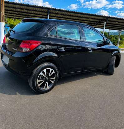 CHEVROLET-ONIX-2012