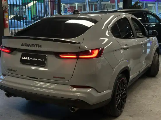 FIAT-FASTBACK-1.3 TURBO 270 FLEX ABARTH AT6 FIAT-FASTBACK-2024