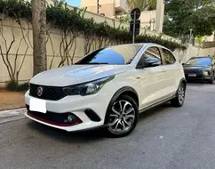 FIAT ARGO 1.8 E.TORQ FLEX HGT MANUAL FIAT ARGO 1.8 E.TORQ FLEX HGT MANUAL