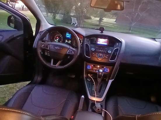FORD-FOCUS-2.0 SE PLUS 16V FLEX 4P POWERSHIFT FORD-FOCUS-2016