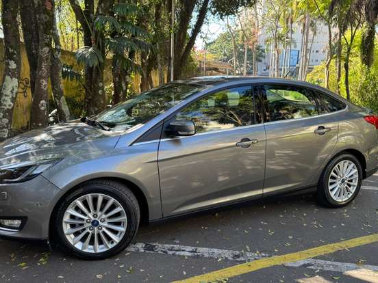 FORD-FOCUS-2.0 TITANIUM PLUS 16V FLEX 4P POWERSHIFT FORD-FOCUS-2016